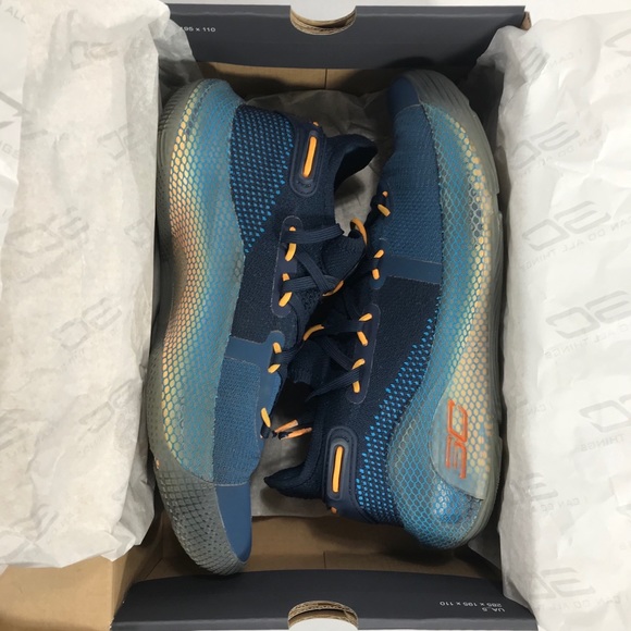 Under Armour Curry Underated Size 6.5Y - Picture 10 of 11